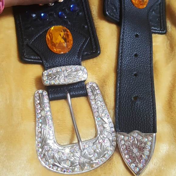 GENUINE LEATHER BELT. (NWOT) never used. 🖤 - Picture 2 of 8